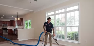 SE SOLICITAN HOMBRES Y MUJERES PARA LIMPIEZA DE CASAS VACÍAS (CON O SIN EXPERIENCIA), BUEN PAGO Hombres y Mujeres Para Limpieza De Casas Vacías men and women to clean empty house