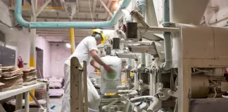 SE SOLICITAN OPERARIOS/AS PARA FÁBRICA DE HARINA (MÍNIMA EXPERIENCIA), HORARIO ROTATIVO Operarios/as Para Fábrica De Harina flour factory operators