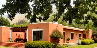 SE SOLICITAN PAREJA PARA MANTENIMIENTO Y CUIDADO DE FINCA AGRÍCOLA, 2 VACANTES CON O SIN EXPERIENCIA Pareja De Casados Para Mantenimiento y Cuidado Married Couple for Maintenance and Care