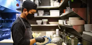 SE NECESITA LAVAVAJILLAS (CON O SIN EXPERIENCIA), JORNADA PART TIME. BUEN PAGO Lavavajillas Dishwasher