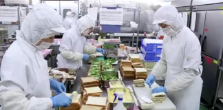 SE NECESITAN TRABAJADORES/AS PARA PRODUCCIÓN DE COMIDA (CON O SIN EXPERIENCIA), HORARIOS FLEXIBLES. BUEN PAGO Trabajadores/as Para Producción De Comida food production worker