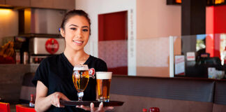 SE BUSCA CAMARERO/A (NO ES NECESARIO EXPERIENCIA), MEDIA JORNADA O COMPLETA. BUEN SUELDO Camarero en Buenos Aires Empleo sin experiencia camarera para cerveceria Waiter in Buenos Aires Job without experience waitress for brewery