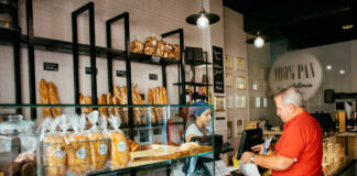 SE NECESITA PERSONAL DE MOSTRADOR PARA PANADERÍA (MÍNIMA EXPERIENCIA), MEDIO TIEMPO O COMPLETO. EXCELENTE REMUNERACIÓN Personal de mostrador para panaderia Atención al público Counter staff for bakery Customer service