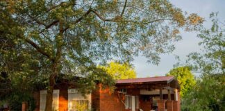 SE BUSCA PAREJA/MATRIMONIO PARA CASA CAMPO (MÍNIMA EXPERIENCIA), LABORES DE CUIDADO, LIMPIEZA Y MANTENIMIENTO. SE OFRECE VIVIENDA Y BUEN PAGO pareja matrimonio para casa campo matrimonio de caseros en Argentina marriage couple for casa campo marriage of landlords in Argentina