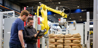 SE SOLICITAN EMPACADORES Y OPERADORES DE MÁQUINAS INDUSTRIALES (CON O SIN EXPERIENCIA). 1ER Y 2DO TURNO, REMUNERACIÓN COMPETITIVA Empacadores y Operadores de Máquinas Industriales Packers and Industrial Machine Operators job as a packer without experience in the United States