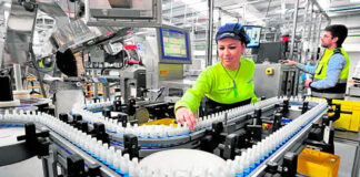 SE NECESITAN OPERARIOS/AS DE PRODUCCIÓN (TURNOS ROTATIVOS), JORNADA COMPETA. SALARIO 2.288 € POR MES Operarios de Producción fragancias empleo de operario en España Fragrance Production Operators employment in Spain