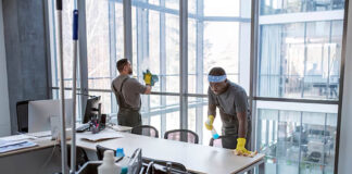 SE REQUIERE PERSONAL PARA LIMPIEZA COMERCIAL (HOMBRES Y MUJERES), CON O SIN EXPERIENCIA. JORNADAS DE 4 Y 8 HORAS. PAGO $23.00/HORA Y BENEFICIOS Personal Para Limpieza Comercial Empleo en Michigan sin experiencia Commercial Cleaning Personnel cleaning jobs in the United States, Jobs in Michigan no experience