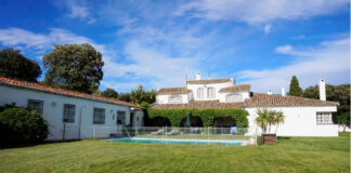 SE PRECISA ENCARGADO/A DE FINCA (CONTRATO POR TIEMPO INDEFINIDO), SALARIO INICIAL 1.323 € AL MES Encargado de Finca de Olivar Adamuz Estate Manager Olivar Adamuz Estate laborer job in Spain Nachlassverwalter Direttore immobiliare lavoro da operaio in Spagna Hilfsarbeiterjob in Spanien