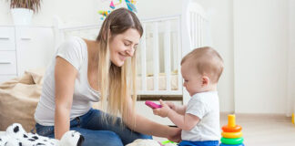 SE SOLICITA NIÑERA PARA EL CUIDADO DE BEBA DE 4 MESES, SE OFRECE ALOJAMIENTO Y EXCELENTES CONDICIONES SALARIALES Niñera Empleo de Niñera en New York Empleo de Niñera en Argentina Empleo de Niñera en Buenos Aires Nanny-Job Nanny Job in Argentina Tata lavoro