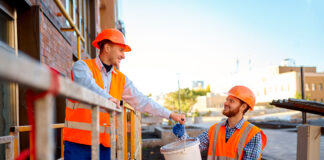 SE SOLICITAN 24 OBREROS DE LA CONSTRUCCIÓN (NO REQUIERE EXPERIENCIA PREVIA), 40 HORAS SEMANALES. PAGO $21.59 POR HORA Obreros de la Construcción en estados unidos Empleo sin experiencia empleo en Iowa Construction Workers Jobs without experience Bauarbeiter Operai edili