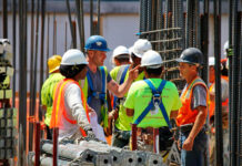 SE NECESITA PEÓN Y AYUDANTE DE CONSTRUCCIÓN (NO SE REQUIERE EXPERIENCIA), SE CAPACITARÁ. BUENA REMUNERACIÓN Y BENEFICIOS Peón y Ayudante De Construcción Empleo de Construcción sin experiencia Construction Laborer and Assistant Construction Job without experience