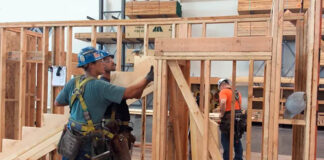 SE SOLICITAN AYUDANTES DE CARPINTERO PARA COLABORAR EN TAREAS BÁSICAS DE CARPINTERÍA (NO REQUIERE EXPERIENCIA). PAGO $19.95 POR HORA Ayudantes de Carpintero en estado unidos empleo de carpintero en USA Empleo sin experiencia Carpenter assistants in the United States carpenter jobs in the USA Jobs without experience