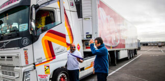 SE PRECISA CONDUCTOR DE CAMIÓN PARA EMPRESA REGIONAL (MÍNIMA EXPERIENCIA), SALARIO APROX. 1.700 € AL MES Conductor de Camión Empleo de conductor en España Empleo en Murcia LKW-Fahrer Autista di camion Truck Driver Job in Spain