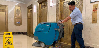 SE SOLICITA LIMPIADOR/A GENERAL CON O SIN EXPERIENCIA (INSTALACIONES RESIDENCIALES Y COMERCIALES), PAGO A PARTIR DE $20.00 LA HORA Limpiador Aseo de Instalaciones Residenciales y Comerciales Cleaner Cleaning of Residential and Commercial Facilities Reinigungskraft Addetto alle pulizie