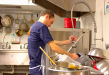 SE NECESITA MISCELÁNEOS Y PILEROS PARA RESTAURANTE (NO REQUIERE EXPERIENCIA), REMUNERACIÓN COMPETITIVA Misceláneos Pileros personal para restaurante en Costa Rica empleo sin experiencia Miscellaneous Pileros restaurant staff in Costa Rica job without experience
