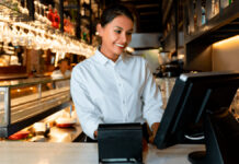 SE SOLICITA CAJERO/A PARA EL CENTRO DE CONVENCIONES DE WASHINGTON D.C. (TRABAJO POR TEMPORADA). PAGO $25.82 POR HORA Cajeros de Alimentos y Bebidas Para Hotel Empleo sin experiencia en Stateline Empleo en Nevada Hotel Food and Beverage Cashiers Jobs without experience in the USA Hotel staff Cajero en Washington
