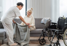 Cuidadoras sin experiencia en Barcelona Cuidadores de adultos mayores Caregivers without experience in Barcelona Caregivers of older adults