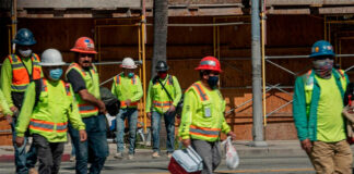 SE NECESITAN 3 AYUDANTES DE CONSTRUCCIÓN (NO REQUIERE EXPERIENCIA), EMPLEO PERMANENTE. PAGO $28,85 POR HORA Ayudantes de la Construcción en Canadá Empleo en Surrey Empleo en Columbia Británica Construction Helpers in Canada Employment in Surrey Employment in British Columbia