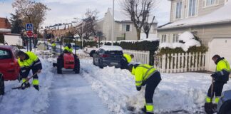 SE SOLICITAN TRABAJADORES DE REMOCIÓN DE NIEVE (2 VACANTES), POCA EXPERIENCIA. CONTRATO POR 6 MESES, PAGO $2890 AL MES Trabajadores de Remoción de Nieve en USA Empleo en Pensilvania Limpieza de Nieve Snow Removal Workers in the USA construction jobs in the United States
