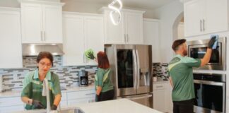 SE SOLICITAN HOMBRES Y MUJERES PARA LIMPIEZA DE CASAS (PART TIME Y FULL TIME). NO SE REQUIERE EXPERIENCIA PREVIA, SOLO COMPROMISO Y GANAS DE TRABAJAR Limpieza de Casas en USA empleo de limpieza en USA Empleo sin experiencia en USA House Cleaning in the USA cleaning jobs in the USA Jobs without experience in the USA