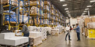 SE SOLICITA MOZO/A DE ALMACÉN PARA FÁBRICA (DÍAS SUELTOS), SECTOR DE DIETÉTICA NATURAL Y NUTRICIÓN DEPORTIVA. BUEN PAGO Mozo de Almacén para Fábrica Sector de Dietética Natural y Nutrición Deportiva empleo de operario en España Empleo en Granada Warehouse Worker for Factory Natural Dietetics and Sports Nutrition