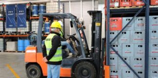 SE SOLICITA OPERADOR DE MONTACARGAS (NO REQUIERE EXPERIENCIA), 2DO TURNO. SE OFRECE BUEN PAGO + EXCELENTES BENEFICIOS Operador de Montacargas en USA Empleo sin Experiencia en USA empleo de carga y descarga en USA Empleo en Arkansas Forklift Operator in USA Job without Experience in USA Job in Arkansas