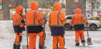SE SOLICITAN 3 TRABAJADORES DE REMOCIÓN DE NIEVE (CON O SIN EXPERIENCIA), PAGO $23.72 POR HORA + BONIFICACIONES Trabajadores de Remoción de Nieve en USA Empleo sin experiencia en USA Snow Removal Workers in the USA Jobs without experience in the USA