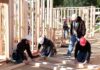 SE BUSCAN 4 AYUDANTES DE CONSTRUCCIÓN (CON O SIN EXPERIENCIA), 30 A 40 HS SEMANAL. PAGO $24.00 A $25.00 POR HORA Ayudantes de Construcción en Canadá Kelowna Columbia Británica Empleo de construcción sin experiencia en Canadá Construction Helpers in Canada Kelowna British Columbia
