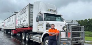 SE SOLICITA CONDUCTORES DE CAMIÓN PESADO (6 VACANTES), CONTRATO POR 10 MESES. PAGO $24.97 POR HORA Conductores de Camión Pesado Empleo en Alabama Empleo de Conductor de Camión en Estados Unidos Heavy Truck Driver Jobs in Alabama Truck Driver Jobs in the United States