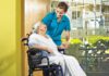 SE SOLICITAN CUIDADORES/AS PARA RESIDENCIA DE ADULTOS MAYORES (CON O SIN EXPERIENCIA), TURNO NOCHE. BUEN SALARIO Cuidadores en Alcorcón Empleo en Madrid empleo de cuidadora sin experiencia en Madrid empleo de cuidadora en España jobs without experience in Madrid Caregiver jobs in Spain