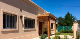 SE NECESITA MATRIMONIO DE GUARDESES PARA CUIDADO, LIMPIEZA Y MANTENIMIENTO DE CASA DE CAMPO. BUEN SUELDO Y VIVIENDA, TRABAJO ESTABLE Matrimonio de Guardeses caseros Landlord for Family Home employment of landlordsCuidado de casa campo