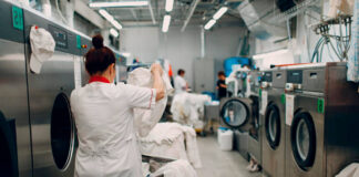 SE SOLICITAN TRABAJADORES/AS DE LAVANDERÍA CON O SIN EXPERIENCIA (10 VACANTES). EMPLEO PERMANENTE, PAGO $29.00 POR HORA Trabajadores de Lavandería Personal Para Lavanderia en Canadá empleo en Columbia Británica empleo sin experiencia en Canadá Laundry Workers Laundry Staff in Canada
