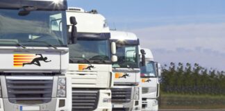 SE SOLICITAN CONDUCTORES/AS DE CAMIÓN (MÍNIMA EXPERIENCIA), PAGO HASTA 14,39€ LA HORA Conductores de camión Empleo en Madrid Empleo de conductor en España Truck drivers Jobs in Madrid Driver jobs in Spain