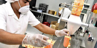 SE SOLICITAN EMPAQUETADORES/AS DE HELADOS (CON O SIN EXPERIENCIA), TIEMPO PARCIAL, TURNOS VARIABLES. PAGO $19.86 POR HORA Empaquetadores de Helados en Canadá Empleo en Nueva Escocia Empleo sin experiencia en Canadá Ice Cream Packers in Canada Jobs without experience in Canada