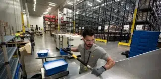 SE SOLICITAN MOZOS/AS DE ALMACÉN (2 VACANTES), MÍNIMA EXPERIENCIA. TURNO TARDE, PAGO 9,73€ POR HORA Mozos de Almacén empleo de operario en España Empleo en Madrid Empresa Sector Logístico del Frío Warehouse operator jobs in Spain Jobs in Madrid