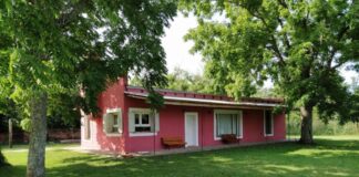 SE BUSCA PAREJA PARA CASA DE CAMPO (MÍNIMA EXPERIENCIA), SE OFRECE BUEN SUELDO, BENEFICIOS + VIVIENDA Pareja para Casa de Campo Cuidado y mantenimiento de casa empleo de caseros en Argentina Couple for Country House Care and maintenance of house