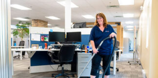 SE BUSCA PERSONAL DE LIMPIEZA (HOMBRES Y MUJERES), CON O SIN EXPERIENCIA. VACANTES EN DIFERENTES ZONAS, BUEN SUELDO Personal de Limpieza hombres y mujeres Cleaning Staff Office Cleaning in Spain