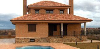 SE SOLICITA MATRIMONIO INTERNO (MÍNIMA EXPERIENCIA), SE OFRECE PAGAS ENTERAS, SEGURIDAD SOCIAL Y VACACIONES. SALARIO 1.500 € AL MES CADA INTEGRANTE Matrimonio Interno Empleo en Madrid empleo de Guardeses en España Internal Marriage Employment in Madrid Caretaker employment in Spain