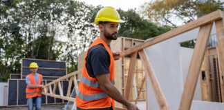 SE SOLICITAN 10 AYUDANTES DE CONSTRUCCIÓN (POCA EXPERIENCIA), CONTRATO POR TEMPORADA, PAGO $23.63 POR HORA Ayudantes de Construcción en EE.UU. construcción de proyectos ganaderos y avícolas Construction Helpers in the U.S. construction of livestock and poultry projects