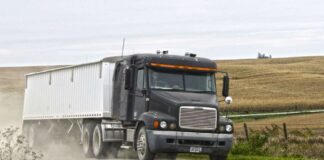 SE SOLICITAN 2 CAMIONEROS (MÍNIMA EXPERIENCIA), INCORPORACIÓN INMEDIATA. PAGO $27.88 POR HORA Y ALOJAMIENTO DISPONIBLE Camioneros en Nevada Empleo de Conductor de Camión en Estados Unidos camioneros agrícolas Truck driver jobs in Nevada truck driver jobs in the United States agricultural truck drivers
