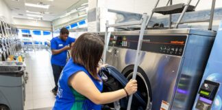 SE SOLICITAN AYUDANTES DE LAVANDERÍA (25 VACANTES DISPONIBLES), NO REQUIERE EXPERIENCIA. BUEN PAGO POR HORA Ayudantes de Lavandería en USA Empleo en Colorado empleo sin experiencia en EE.UU. Laundry Helpers Jobs in Colorado Employment without experience in the USA