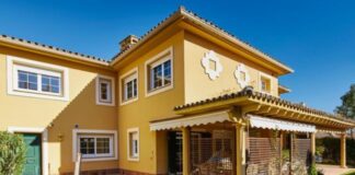 SE SOLICITA MATRIMONIO INTERNO O PERSONA SOLA INTERNO PARA VIVIENDA FAMILIAR. SALARIO EN 12 O 14 PAGAS + ALOJAMIENTO Y ESTABILIDAD LABORAL Matrimonio Interno Persona Sola Interno Vivienda Familiar Empleo en Madrid Live-in Marriage Single Person Live-in Family Housing Employment in Madrid