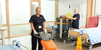 SE BUSCA PERSONAL DE LIMPIEZA PARA CENTRO DE SALUD (MÍNIMA EXPERIENCIA), 5 VACANTES. BUEN SUELDO Y BENEFICIOS Personal de Limpieza para Centro de Salud empleo sin experiencia Cleaning Staff for Health Center Job Without Experience