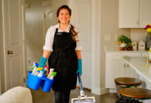 Señora Empleada Doméstica para Orden y Aseo en Casa de Familia Domestic Employee Family Home Empleada del hogar