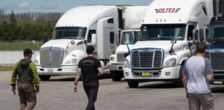 SE NECESITA CHÓFER DE TRÁILER (HOMBRE O MUJER) PARA DISTRIBUCIÓN DE MATERIALES EN EMPRESA DEL SECTOR METAL. SALARIO 15,41€ LA HORA Chófer de Tráiler Empleo de conductor en España Empleo en Zaragoza Trailer Driver Driver jobs in Spain Jobs in Zaragoza spain