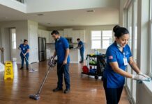 SE BUSCA ASISTENTE DE LIMPIEZA DEL HOGAR Y ACOMPAÑAMIENTO DE ADULTOS MAYORES PARA COMFORT KEEPERS EN VANCOUVER (RCP Y PRIMEROS AUXILIOS), TIEMPO COMPLETO. PAGO DESDE $20 POR HORA Limpieza de casas en Estados Unidos USA jobs empleo de limpieza en USA house cleaning staff Empleos Urgentes