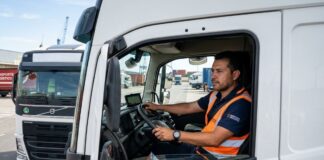 SE SOLICITAN CONDUCTORES/AS DE CAMIÓN (MÍNIMA EXPERIENCIA), PAGO HASTA 14,39€ LA HORA Conductores de camión Empleo en Madrid Empleo de conductor en España Truck drivers Jobs in Madrid Driver jobs in Spain Empleos Urgentes