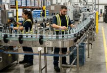SE SOLICITAN AUXILIARES DE ALMACÉN Y PRODUCCIÓN PARA PLANTA EMBOTELLADORA (MÍNIMA EXPERIENCIA), TURNO DIURNO. PAGO $19.00 POR HORA Auxiliares de almacen y produccion empresa embotelladora en Canadá production staff Canada jobs Empleos Urgentes canada jobs